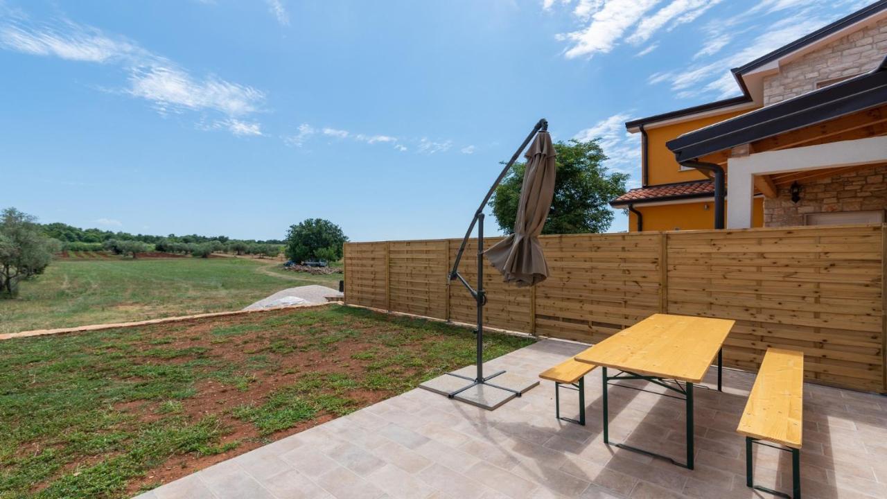 Holiday Home Lino Dajla Buitenkant foto